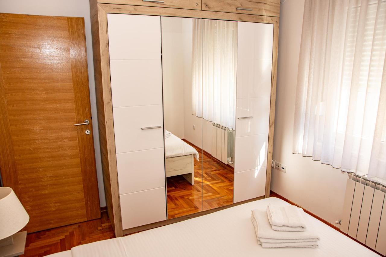 Harizma Apartmani Kragujevac Esterno foto